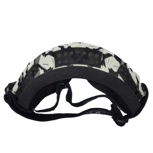 mask black white top