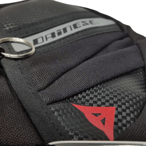 thigh pouch dainese show
