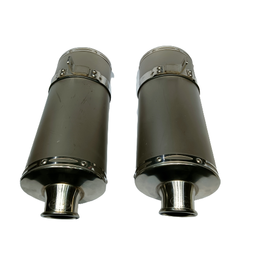 ΔΙΠΛΑ ΤΕΛΙΚΑ ΚΑΤΩ ΑΠΟ ΤΗΝ ΟΥΡΑ LASER YAMAHA R1 2004-2006 - Image 3