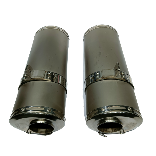 ΔΙΠΛΑ ΤΕΛΙΚΑ ΚΑΤΩ ΑΠΟ ΤΗΝ ΟΥΡΑ LASER YAMAHA R1 2004-2006 - Image 6