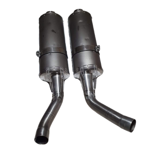 ΔΙΠΛΑ ΤΕΛΙΚΑ ΚΑΤΩ ΑΠΟ ΤΗΝ ΟΥΡΑ LASER YAMAHA R1 2004-2006 - Image 8