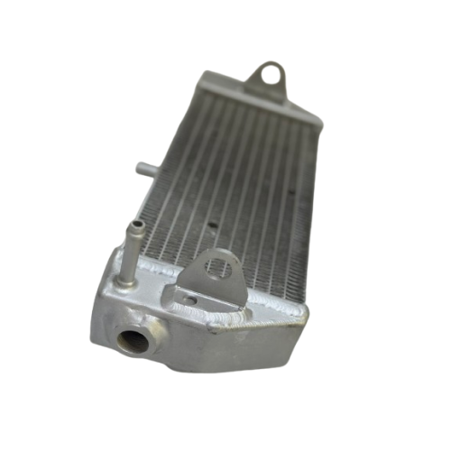 ΨΥΓΕΙΟ ΑΛΟΥΜΙΝΙΟΥ ΕΝΙΣΧΥΜΕΝΟ YAMAHA XMAX250 XCITY XENTER 2006-2009 ΜΕ ΥΠΟΔΟΧΗ ΓΙΑ ΦΟΥΣΚΑ - Image 3