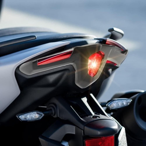 ΣΕΤ ΚΑΠΑΚΙΑ/ΚΑΛΥΜΜΑΤΑ ΦΛΑΣ YAMAHA TMAX560 2020-2021