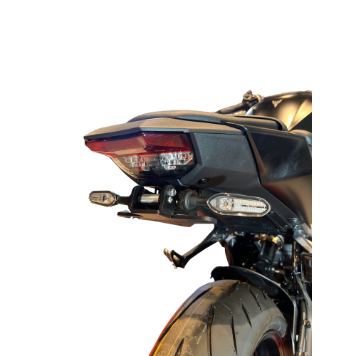 ΑΝΑΔΙΠΛΟΥΜΕΝΗ ΣΠΑΣΤΗ ΒΑΣΗ ΠΙΝΑΚΙΔΑΣ GREF YAMAHA MT-09 2024+ / MT-09 SP/MT-09 Y-ATM - Image 2