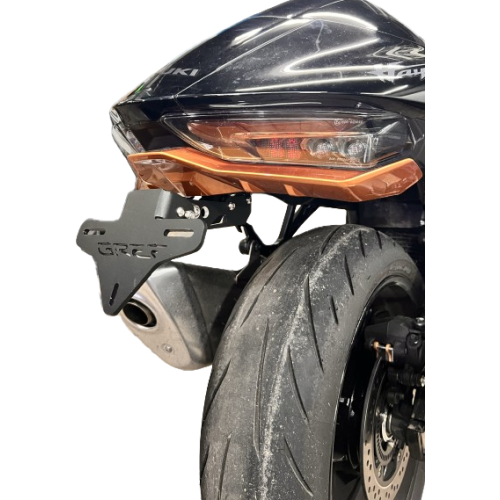 ΑΝΑΔΙΠΛΟΥΜΕΝΗ ΣΠΑΣΤΗ ΒΑΣΗ ΠΙΝΑΚΙΔΑΣ GREF SUZUKI HAYABUSA 2021+
