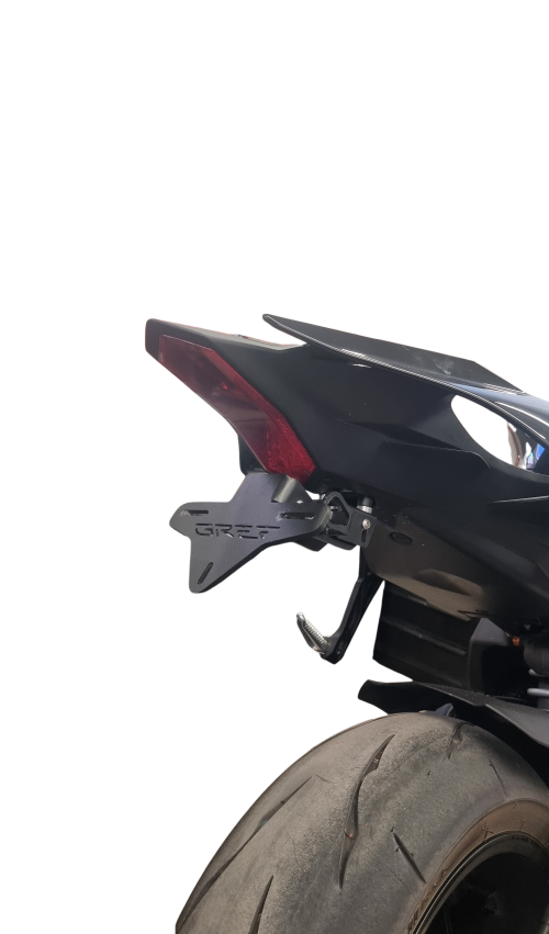 ΑΝΑΔΙΠΛΟΥΜΕΝΗ ΣΠΑΣΤΗ ΒΑΣΗ ΠΙΝΑΚΙΔΑΣ GREF YAMAHA YZF R1 2015+