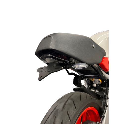 ΑΝΑΔΙΠΛΟΥΜΕΝΗ ΣΠΑΣΤΗ ΒΑΣΗ ΠΙΝΑΚΙΔΑΣ GREF YAMAHA XSR900 2022+ / XSR900 GP 2024+